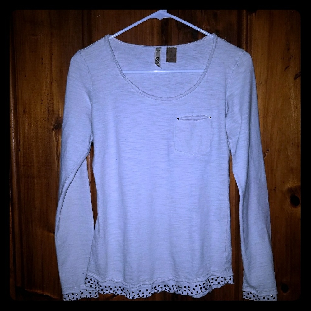 Bke long sleeve shirt.